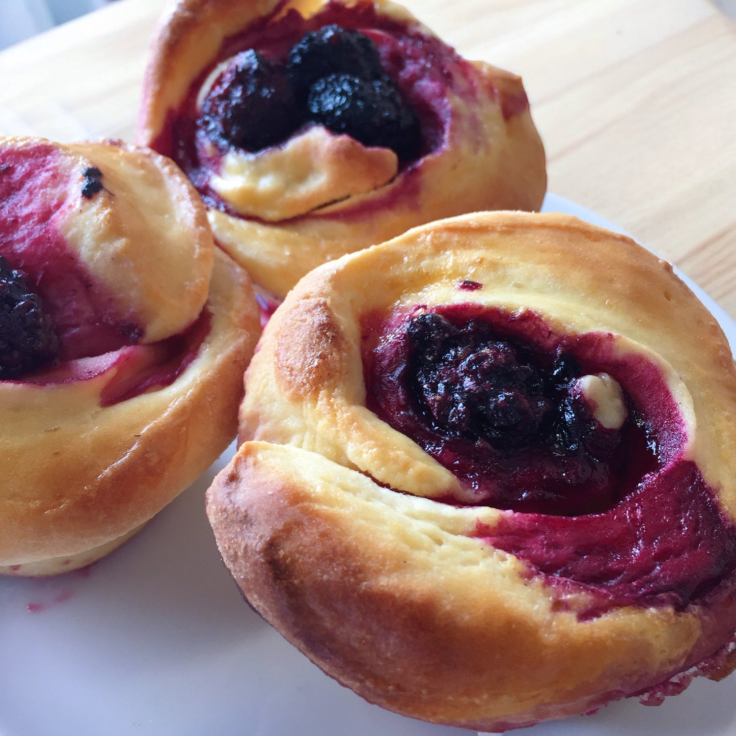 Lemon curd + berry brioche