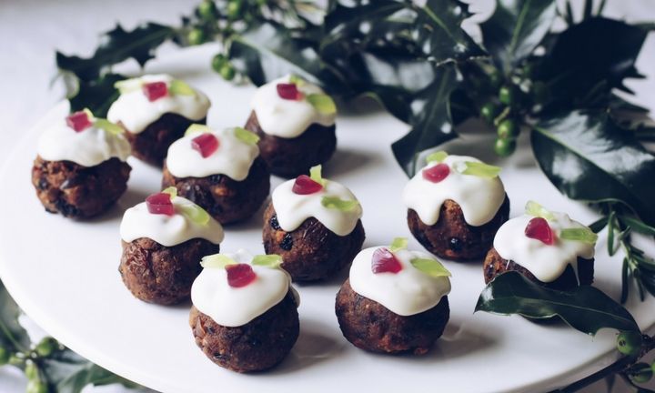Mini Christmas Puddings, 6 pack