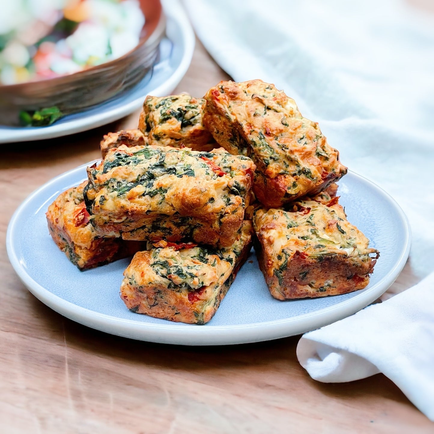 Spinach, feta & red pepper mini loaf