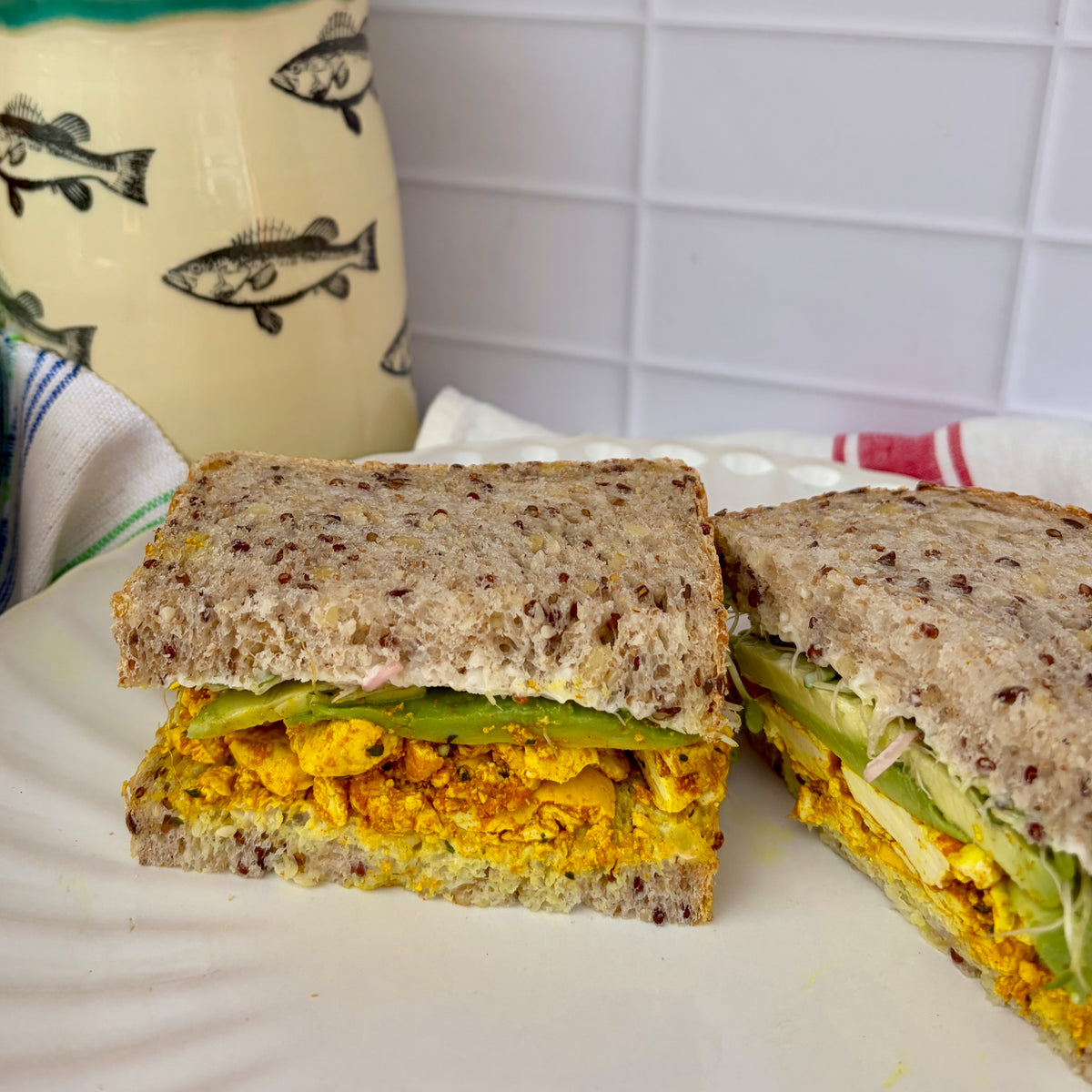 Scrambled tofu sandwich