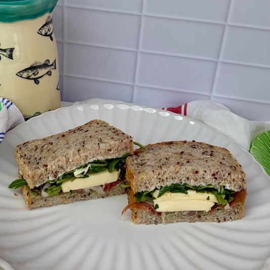 Pesto & halloumi sandwich